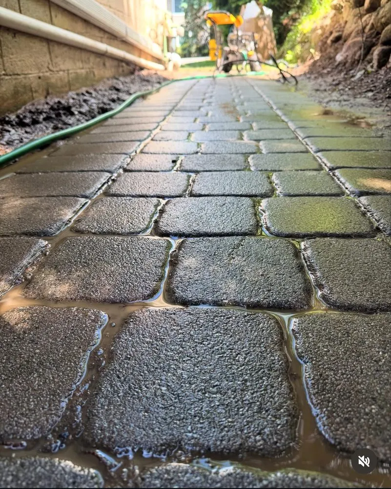 Reliable landscaping services for beautiful yards in Paramus, NJ by Muccis Lawncare