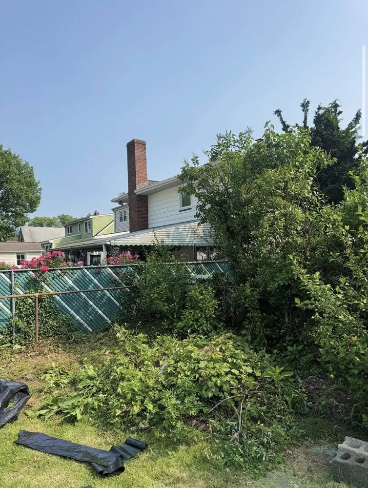 Custom lawn mowing service experts serving Paramus, NJ - Muccis Lawncare