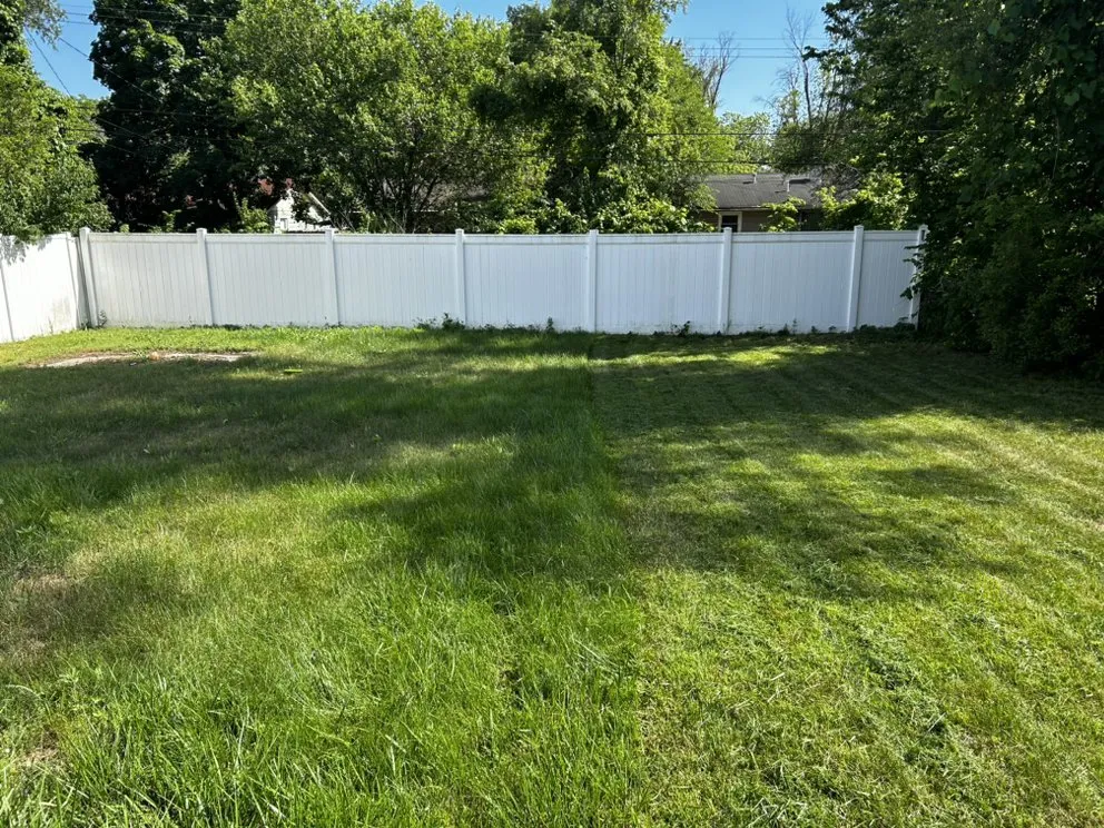 Top-rated garden landscaping in Gary, IN - Mud Brothers Edging