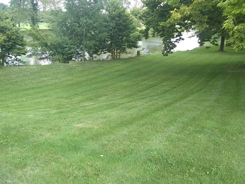 Top-rated landscape installation in Gibsonburg, OH by Mud Creek Lawn Care