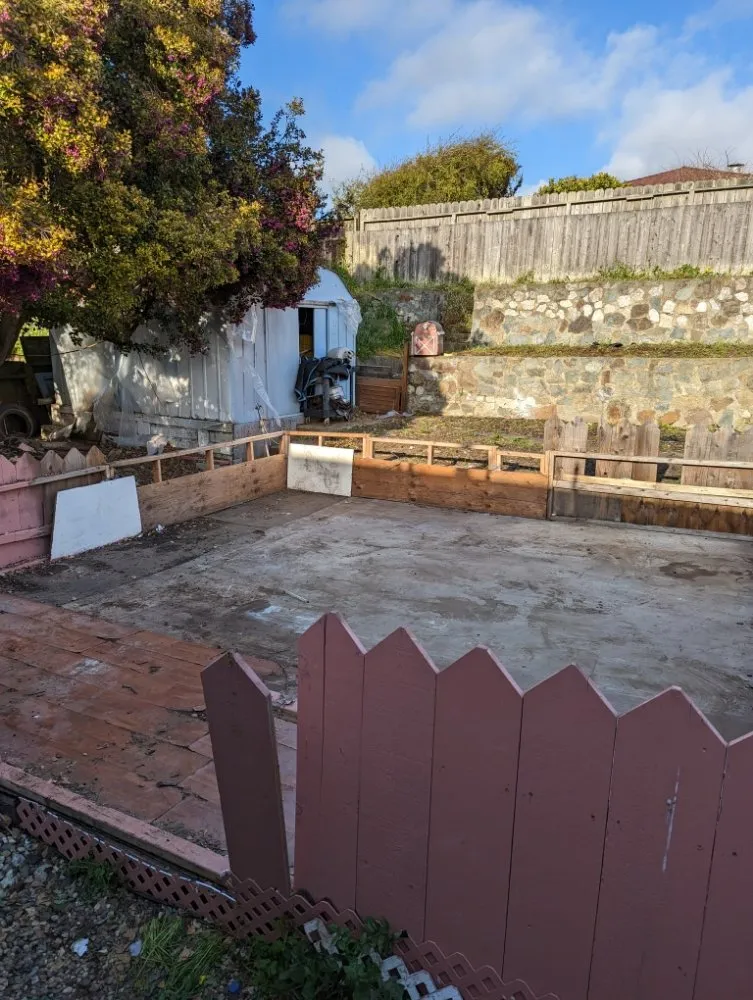 Expert garden landscaping for beautiful yards in South San Francisco, CA by Mud Dog Junk Removal