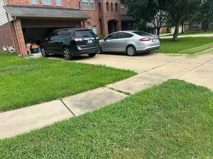 Professional yard maintenance for residential properties across Richmond, TX - Mudd Bro’s Landscaping & Pressure Washing