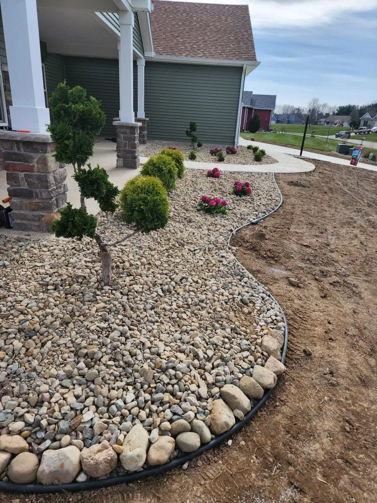 Reliable landscape design in Warsaw, IN - Muddle Escapes