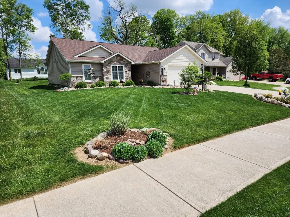 Top-rated landscape installation for beautiful yards in Warsaw, IN by Muddle Escapes