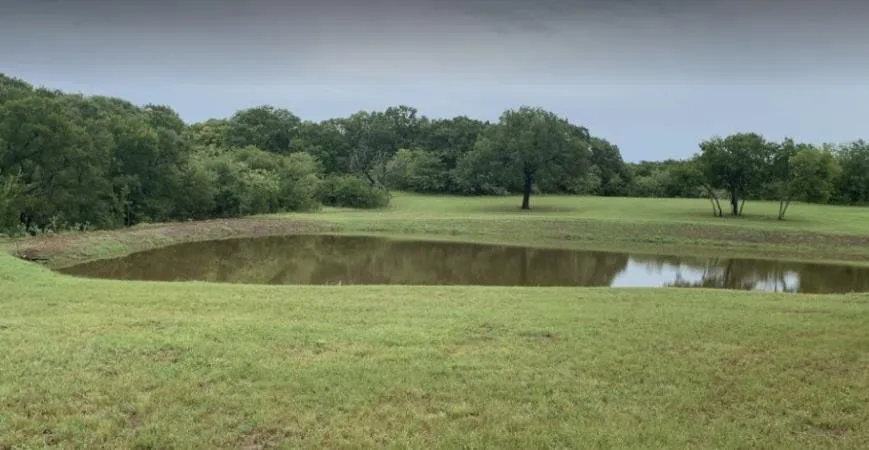 Reliable lawn mowing service for year-round maintenance across Hubbard, TX - Muddy Boot Contracting