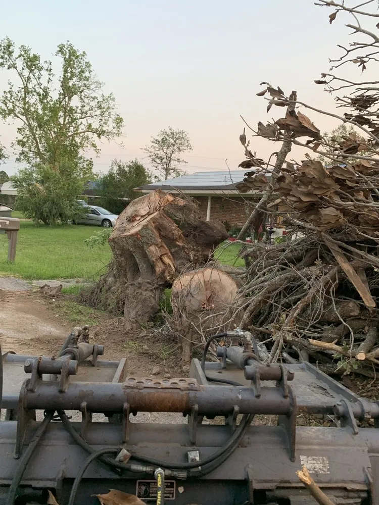 Expert garden landscaping in Hubbard, TX by Muddy Boot Contracting