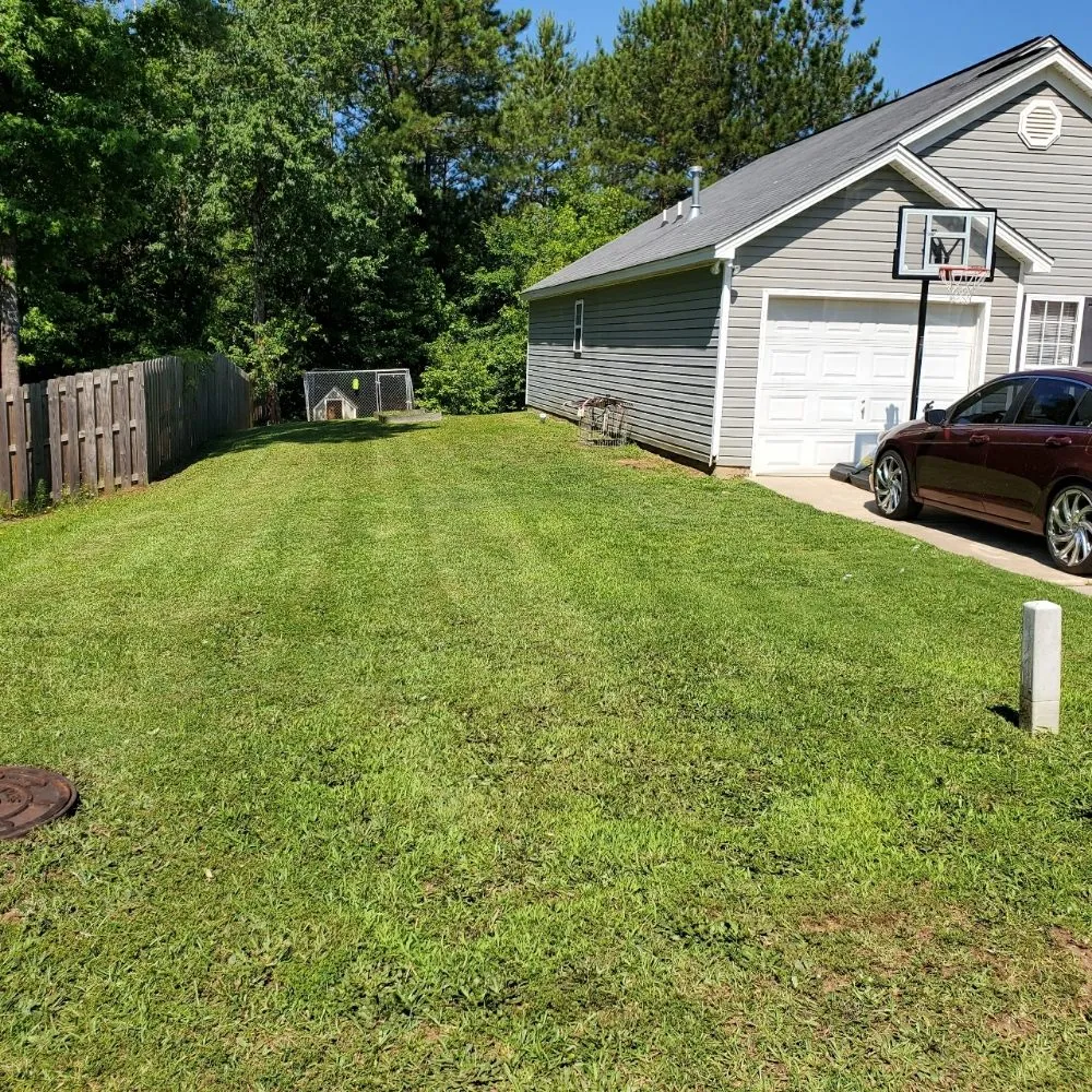 Trusted garden landscaping for beautiful yards in Blythewood, SC by Muddy Paws Landscaping and Land Management