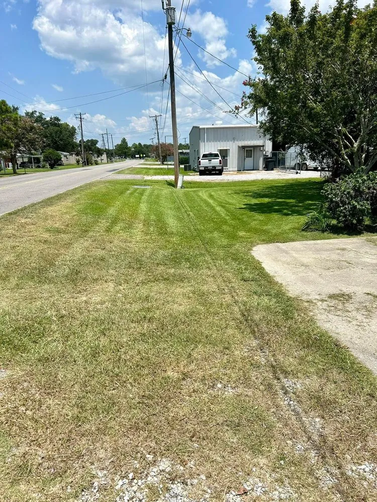 Custom lawn mowing service for residential properties across New Iberia, LA - Muddy Waterfowl Property Maintenance
