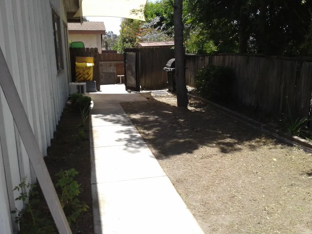 Custom lawn care service experts serving Lakeside, CA - Mueller Landscape