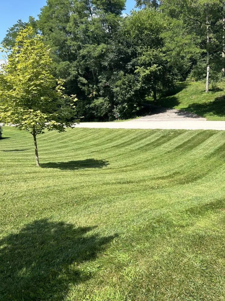 Local lawn mowing service in Fountain City, WI - Mueller Lawn and Landscaping