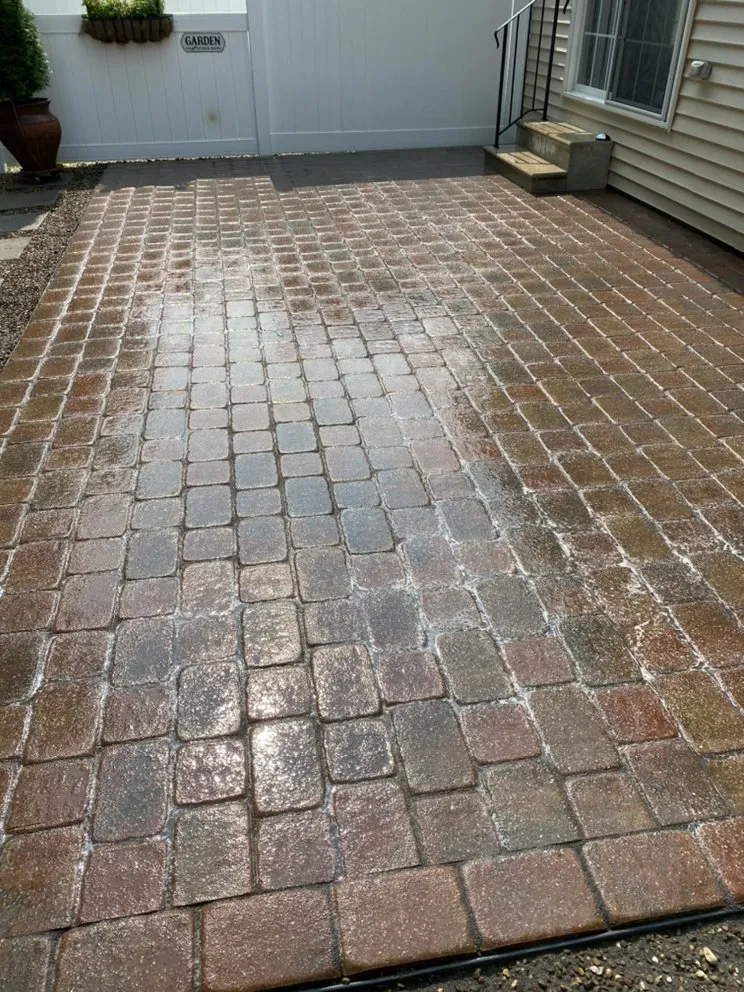 Local garden landscaping in Avon, OH by Mueller Lawncare