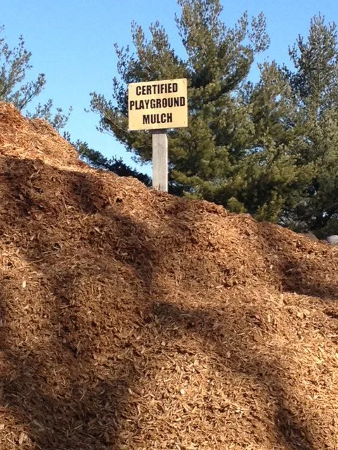 Expert lawn care service experts serving Malvern, PA - Mulch & More