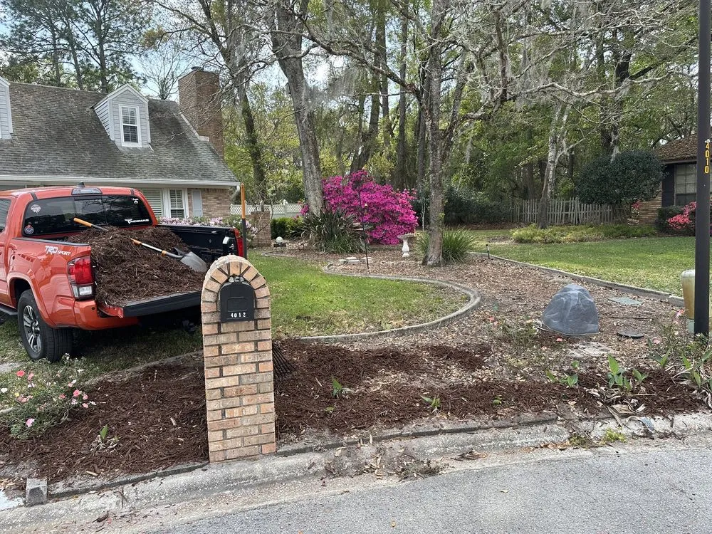 Custom outdoor landscaping for beautiful yards across Ponte Vedra Beach, FL - Mulch & More