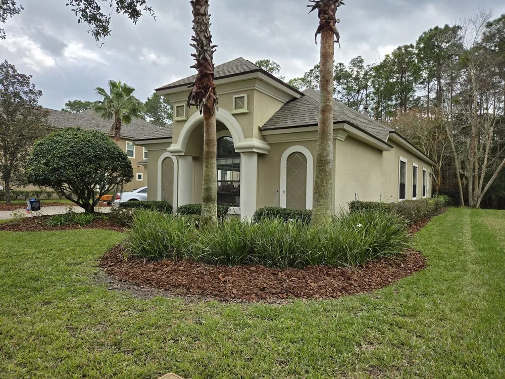 Reliable lawn care service in Ponte Vedra Beach, FL by Mulch & More