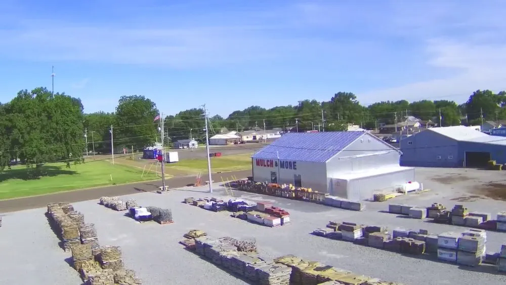 Custom lawn care service in Union City, TN - Mulch & More