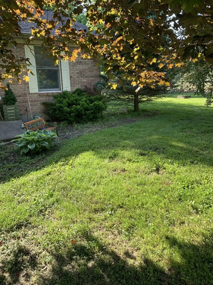 Expert garden landscaping for homes in New Richmond, OH by Mulch Boys