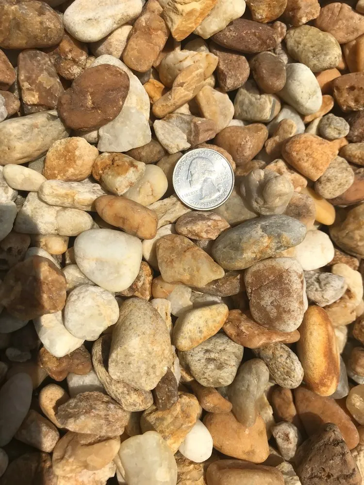 Affordable outdoor landscaping in Cartersville, GA - Mulch Gravel TopSoil Delivery