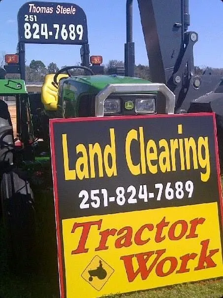 Reliable outdoor landscaping for beautiful yards in Irvington, AL by Mulch It