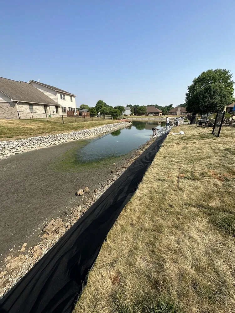 Top-rated garden landscaping for beautiful yards in Greenwood, IN by Mulch-Man landscaping