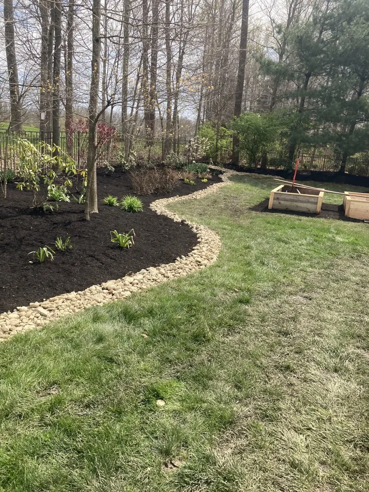 Trusted landscaping services with custom design in Hamilton, OH by Mulch Man Landscaping