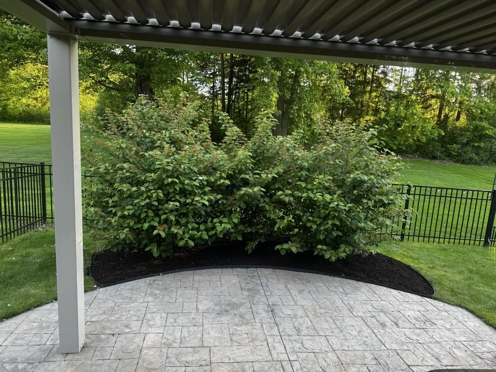 Local yard cleanup service in Northfield, OH - Mulch Man