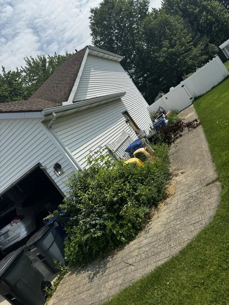 Trusted landscape installation for residential properties in Northfield, OH by Mulch Man