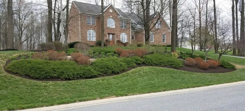 Custom garden landscaping in Kingsville, MD by Mulch Masters