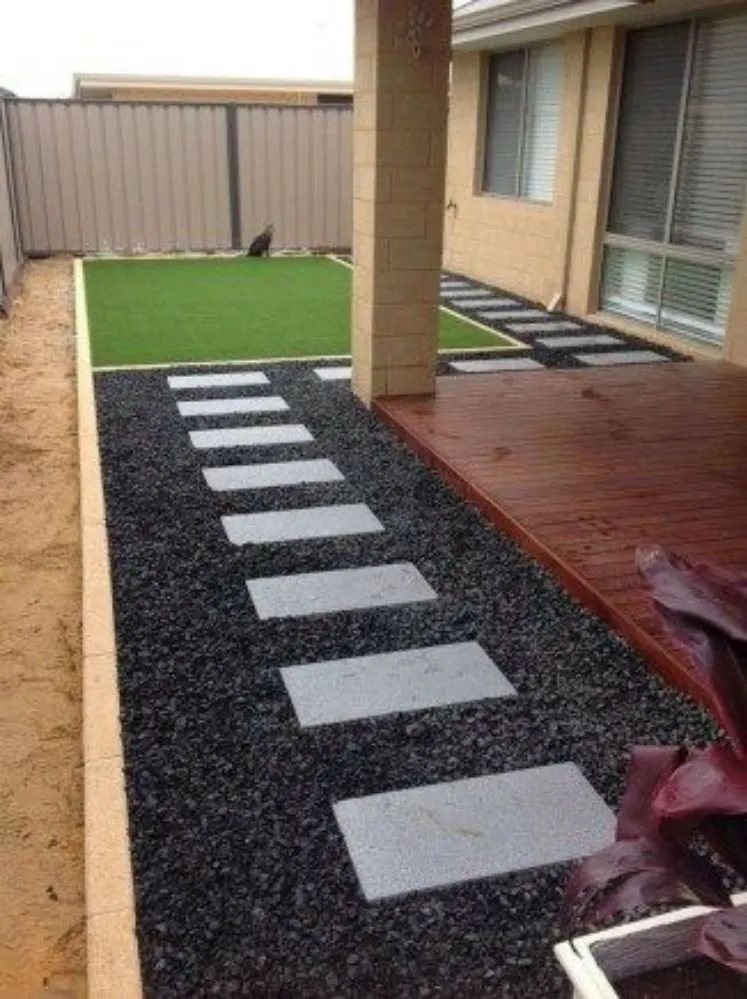 Professional residential landscaping with custom design across Houston, TX - Mulch n More by John Woodley