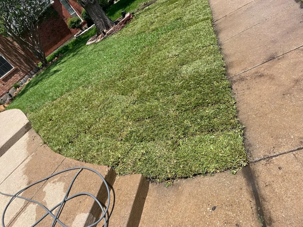 Professional lawn mowing service for residential properties in Carrollton, TX by Mulch Services