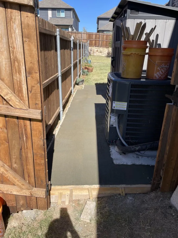 Top-rated outdoor landscaping in Carrollton, TX by Mulch Services