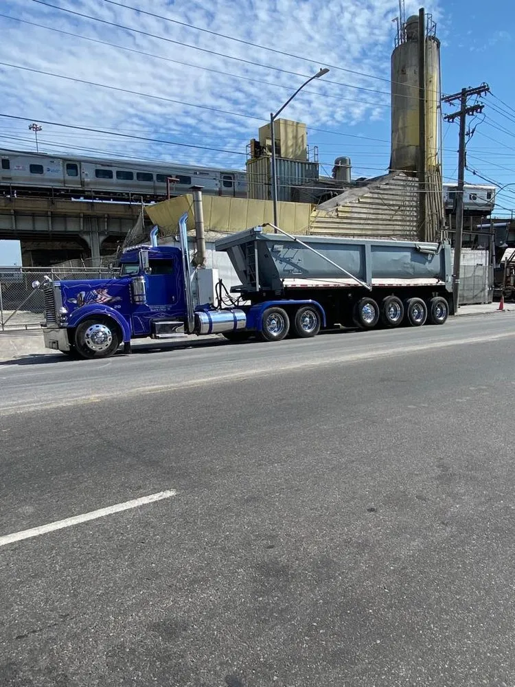 Custom residential landscaping experts serving Calverton, NY - Mulch Supplier by JB