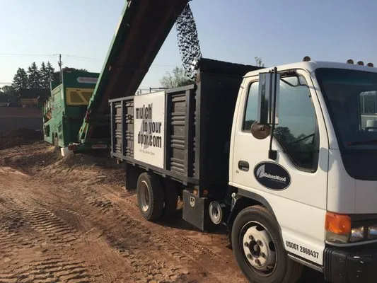 Mulch To Your Door Logo