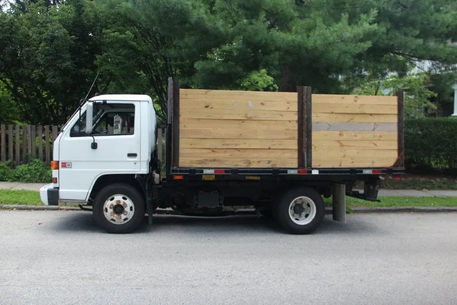 Reliable yard maintenance for homes across Wyncote, PA - MulchyMulch