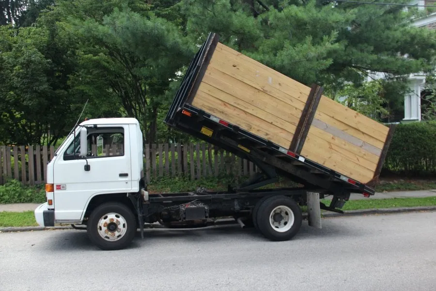 Professional garden landscaping in Wyncote, PA by MulchyMulch