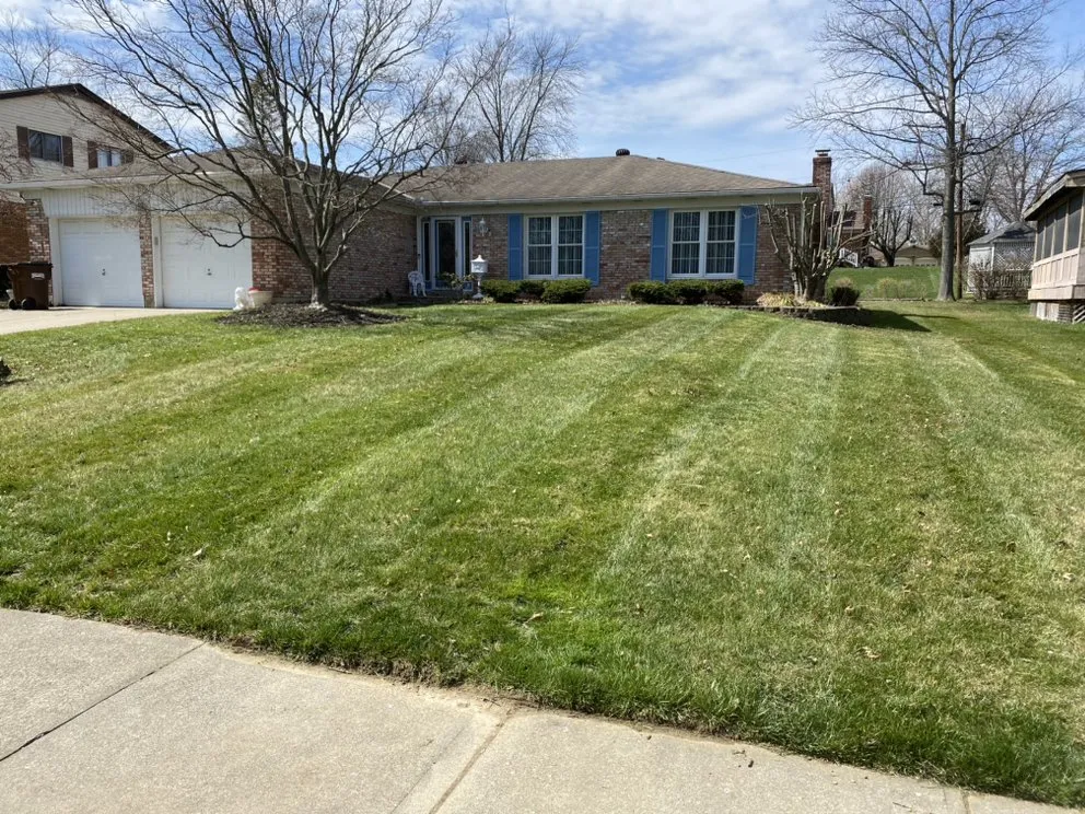 Custom residential landscaping in Cincinnati, OH by Muldoon Lawn care