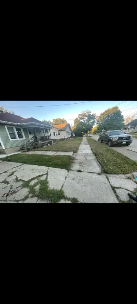 Affordable lawn mowing service experts serving Mason City, IA - Mullet Lawncare