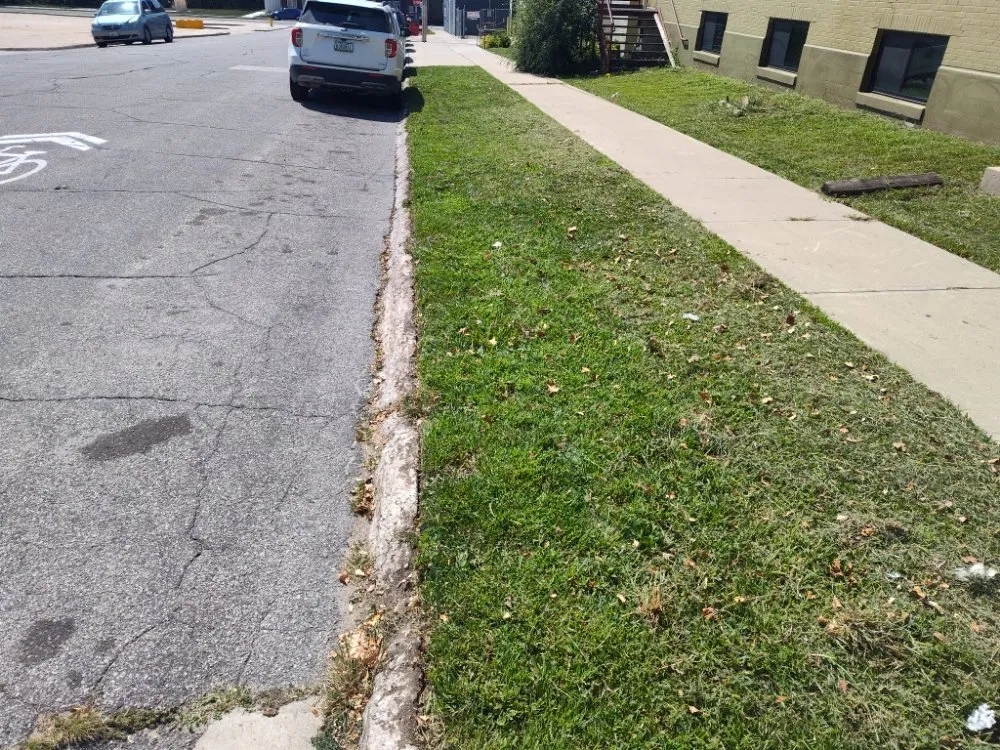 Local lawn mowing service near you across Mason City, IA - Mullet Lawncare