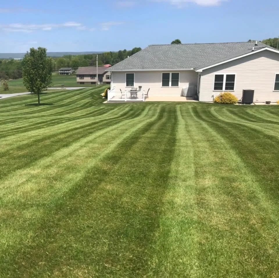Reliable lawn care service in Pottsville, PA - Mullin Lawn and Garden Care