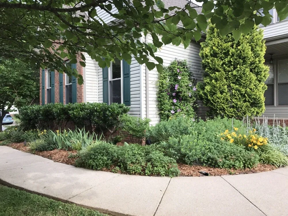 Professional landscape design experts serving Cumberland City, TN - Mullins Lawn Equipment