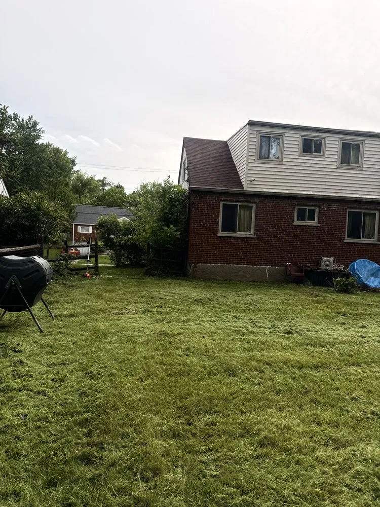 Affordable landscape design for residential properties in Cincinnati, OH by Multi Tree