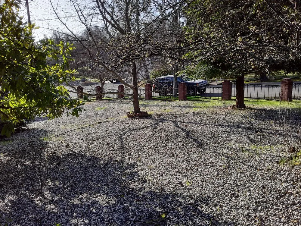 Custom garden landscaping for homes in Oroville, CA by MultiServe Exterior Cleaning Services