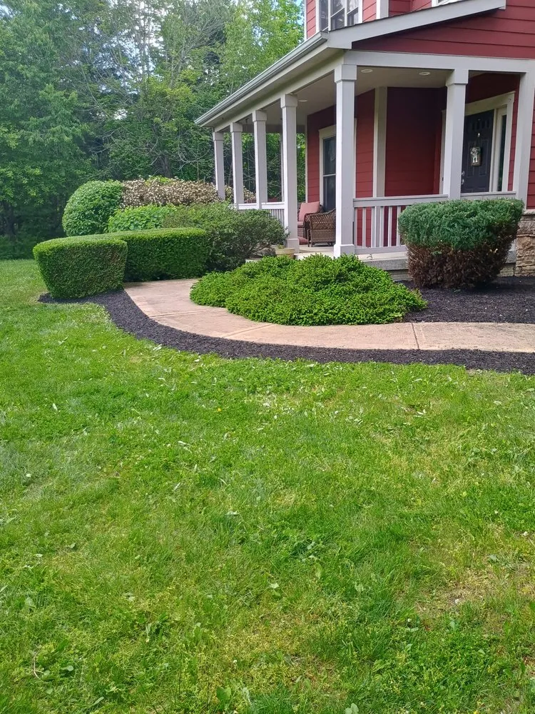 Top-rated lawn mowing service experts serving Thurston, OH - Mummey's Renovation and Lawn Care