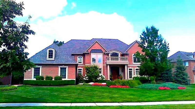 Reliable landscaping services with custom design in Utica, MI by Munaco Landscape