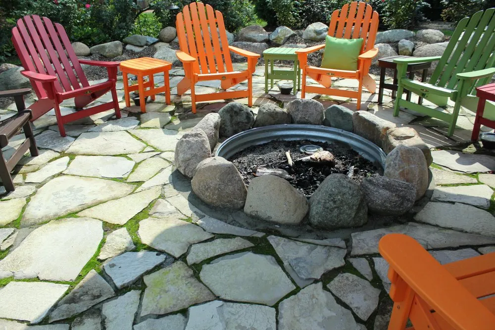 Custom lawn mowing service in Utica, MI by Munaco Landscape