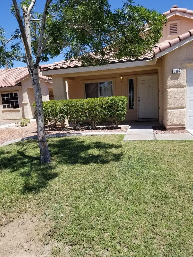 Reliable residential landscaping with custom design across North Las Vegas, NV - Mundo Lawn Service