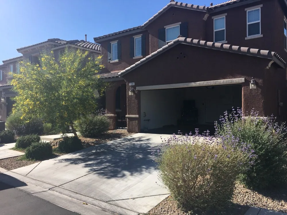 Reliable yard maintenance experts serving North Las Vegas, NV - Mundo Lawn Service