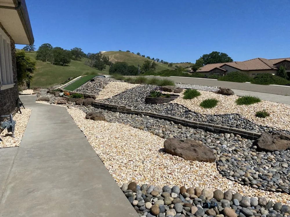 Custom yard cleanup service in Patterson, CA by Muniz Lawn Care & Maintenance