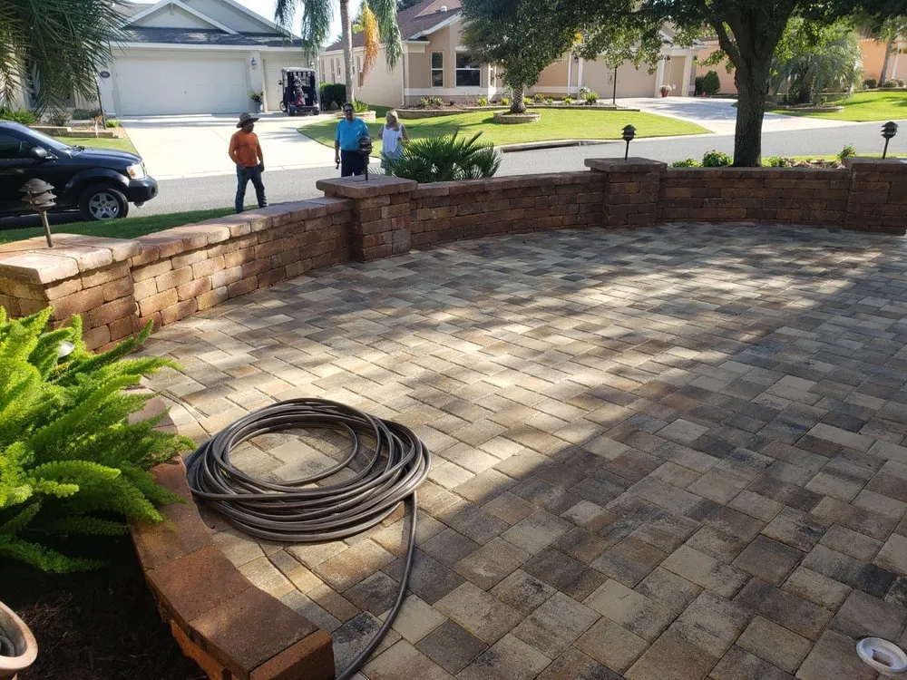 Professional landscaping services in Belleview, FL by Munoz Curbing Landscaping
