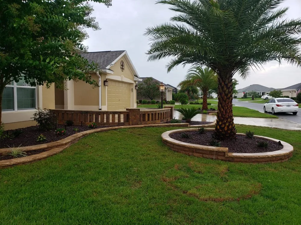 Top-rated lawn care service experts serving Belleview, FL - Munoz Curbing Landscaping