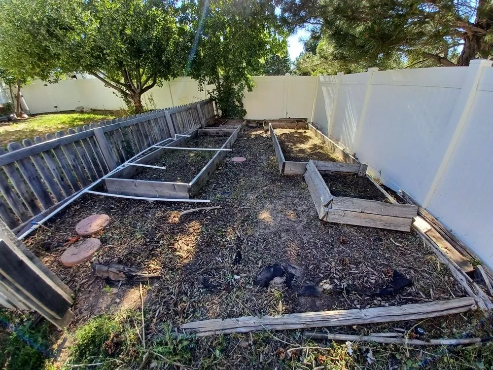 Reliable outdoor landscaping in Washington Terrace, UT by Munoz Hauling Services